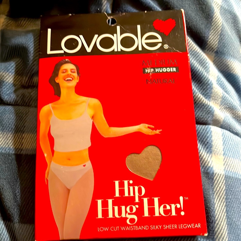 NIP! Lovable Medium Hip Hugger Silky Sheer Legwear! Natural Color